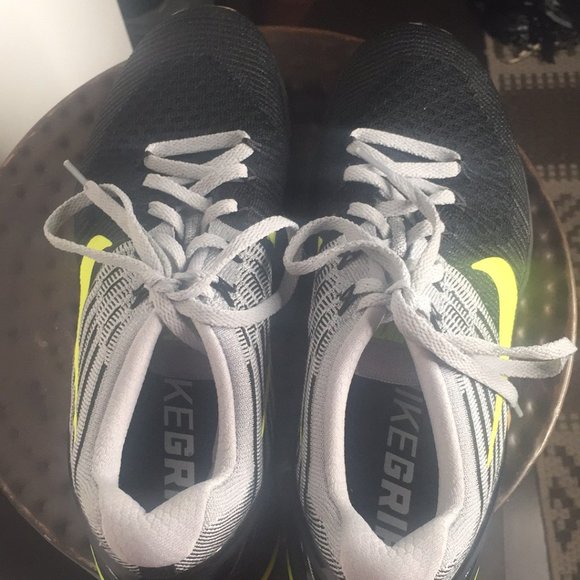 New Metcon Size 7.5Mens/9.5 Women’s - Picture 3 of 6